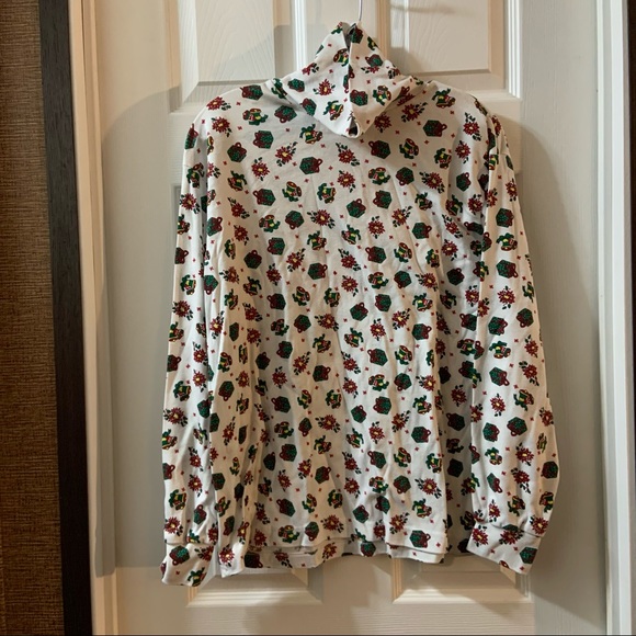 Christmas Print Turtleneck 